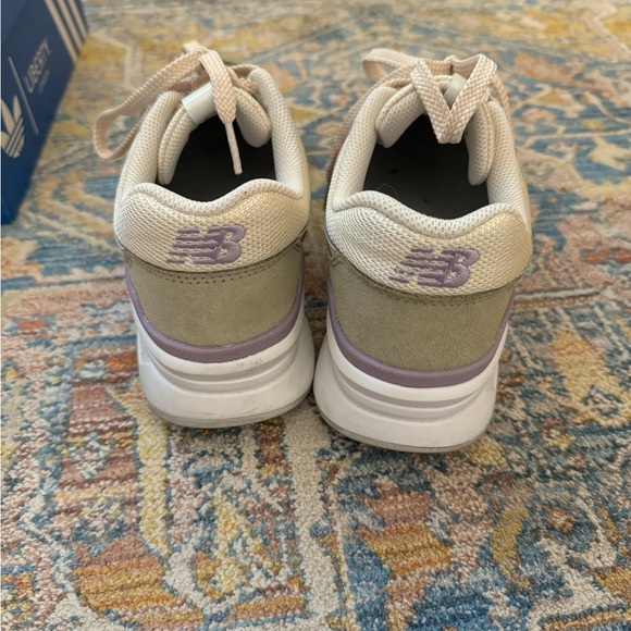 New Balance 997H - Picture 4 of 8